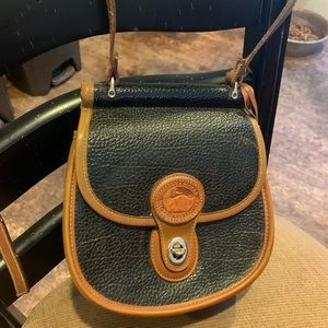 Dooney and bourke purse